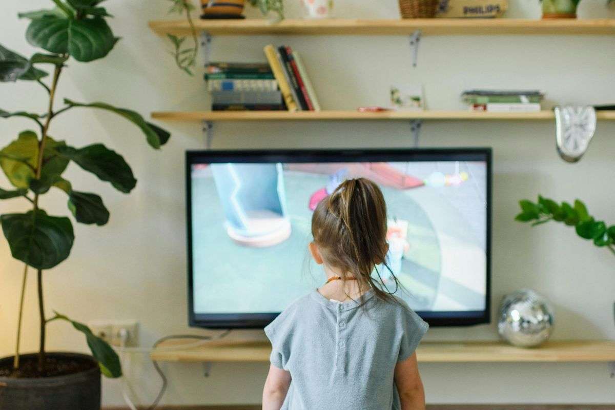 Social media e fake news danneggiano i bambini, come combatterli